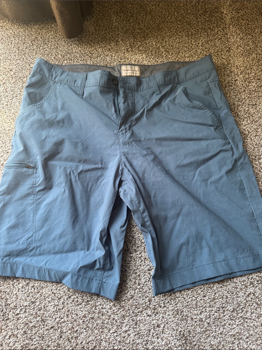 Men's Lightweight Slate Blue Flat-Front Shorts